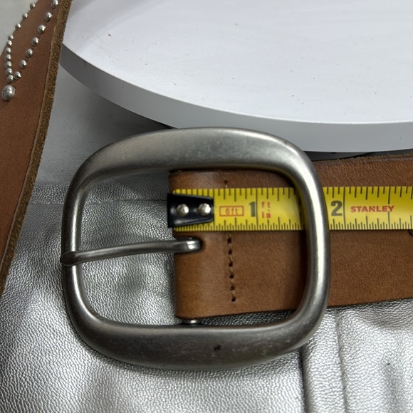 (H) Banana Republic Tan Silver Studded Leather Belt, Size S - Picture 8 of 13